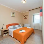 ヴィラ Petrovi Dvori Zadarvillas *