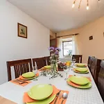 Petrovi Dvori Zadarvillas *
