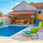 ヴィラ Petrovi Dvori Zadarvillas ベンコヴァツ