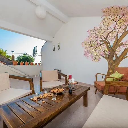 Petrovi Dvori Zadarvillas Benkovac