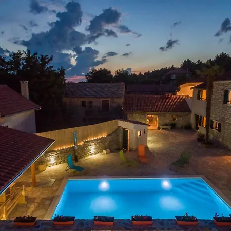 Villa Petrovi Dvori Zadarvillas